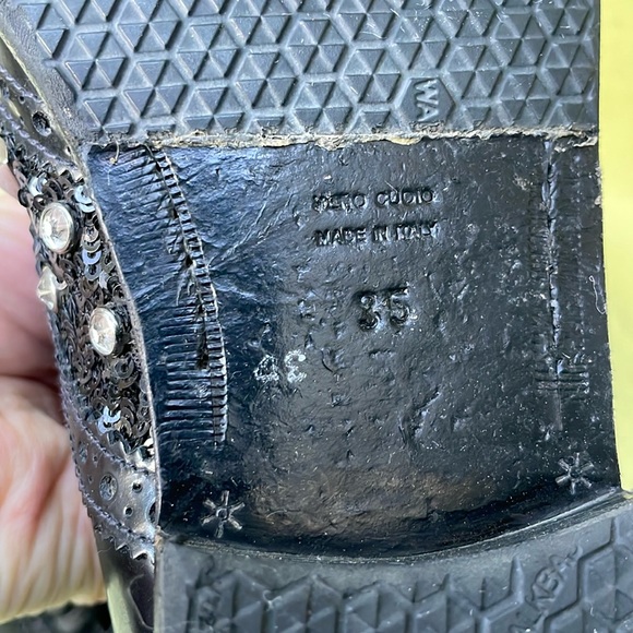 Vintage black Dolce & Gabbana all leather loafers